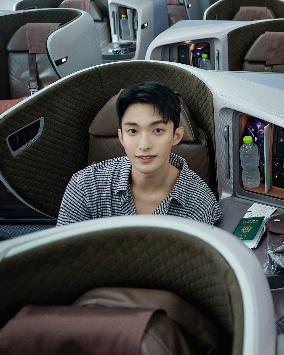 dkzones's tweet photo. #도겸 dokyeom for allure korea https://t.co/pHcVOL7PIP