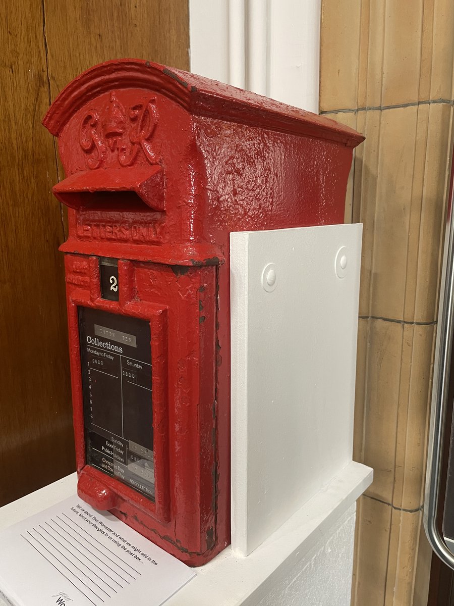 MeredithCatrin's tweet image. It's a museum-themed #PostboxSaturday thanks to @worcestermuseum and Jilly Oxlade-Arnott. Caught the last day of Stanhope Forbes exhibition and found these lovelies too! #Worcester