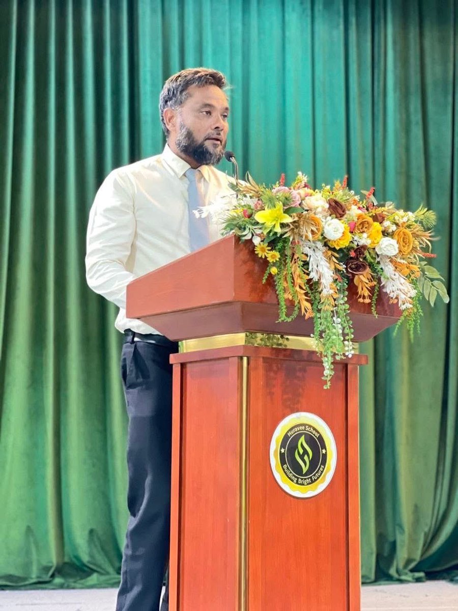 Huravee1's tweet photo. ހުރަވީ އޯޕަން  ޤުރްއާން  މުބާރަތް  2025ގެ ނަތީޖާ  ފާޅުކުރުމުގެ  ހަފުލާގެ  ތެރެއިން
@MoEdumv 
@fasana_mohamed https://t.co/Tq6XmqWSTh