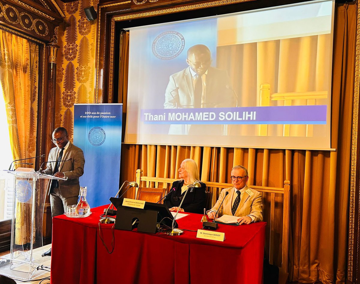 TMohamedSoilihi's tweet image. Hier à l’Académie des Sciences d’Outre-mer pour une séance consacrée à la #Francophonie ! @ASOutreMer
Occasion de dresser un premier bilan des engagements du XIXe Sommet de la Francophonie : mobilité des jeunes, entrepreneuriat et innovation, formation et éducation, numérique…