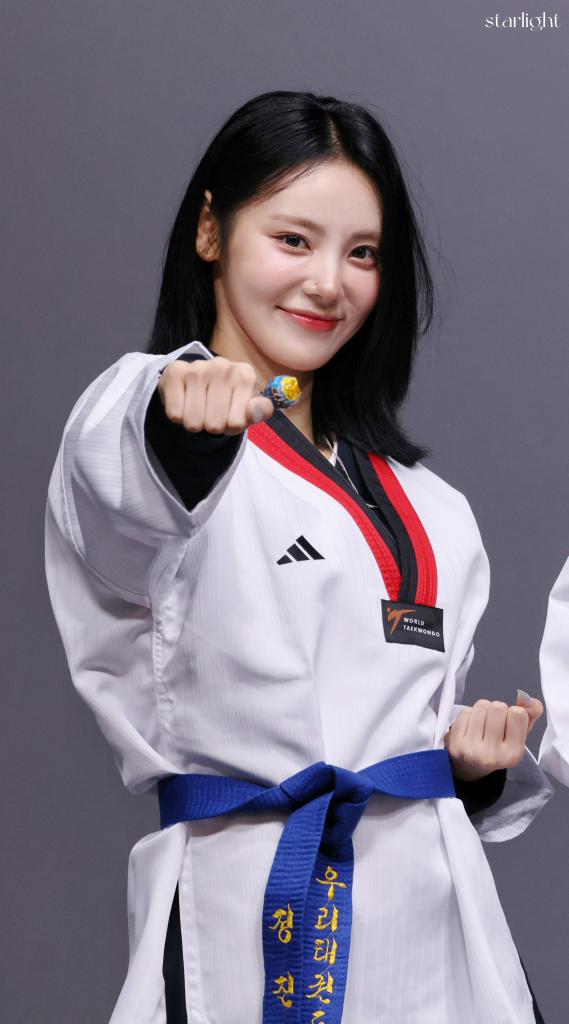 loona820's tweet image. 250704 jinsoul
#진솔 #JinSoul
#아르테미스 #ARTMS