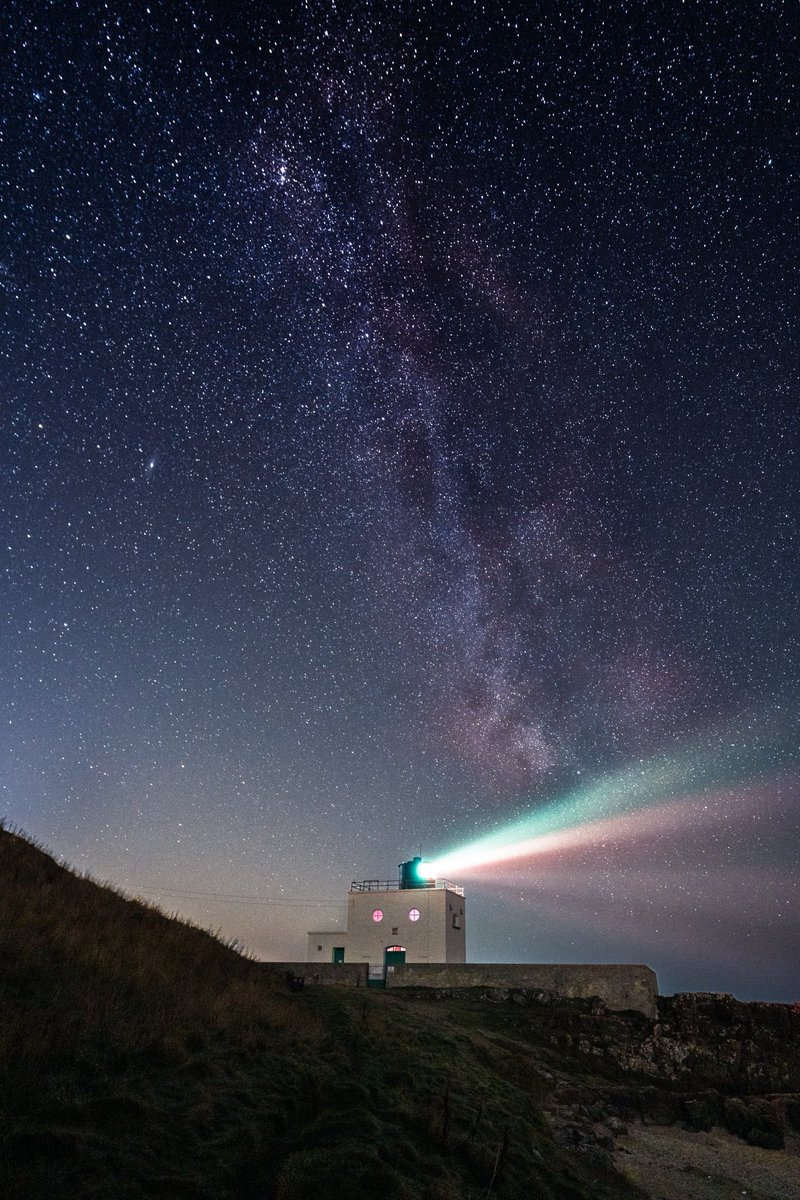 jimscottphoto's tweet image. Surprised little lighthouse.

#photography #landscapephotography