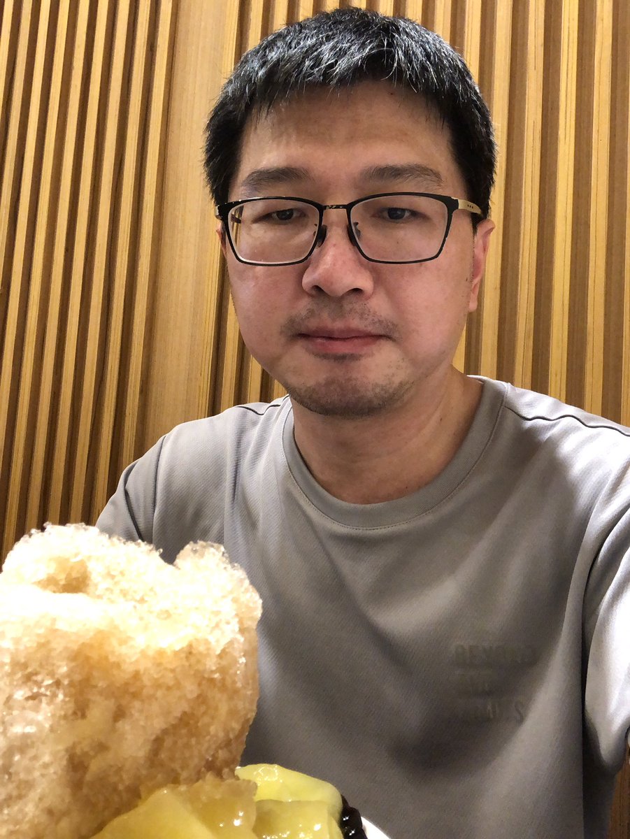 福鼎湯包店
生意很好 內用需要排隊

大方冰品 興隆店
75元 料跟冰都很多🤤
吃冰回血