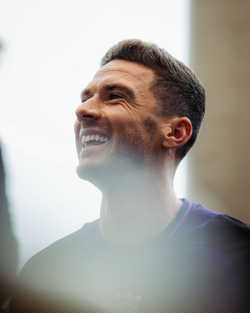 DFB_Team's tweet image. Happy Birthday, Robin! 🖤❤️💛
#dfbteam | 📸 DFB/ Yuliia Perekopaiko, DFB/Philipp Reinhard