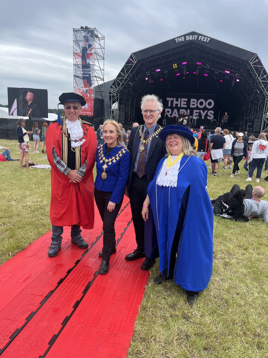 Jane_Brophy's tweet image. It was awesome to visit and go behind the scenes to meet the crew at The Brit Fest with the Altrincham Court Leet and Radio Alty, at Ashley Hall, Cheshire. @TheBritFestUK @AltCourtLeet @RadioAlty