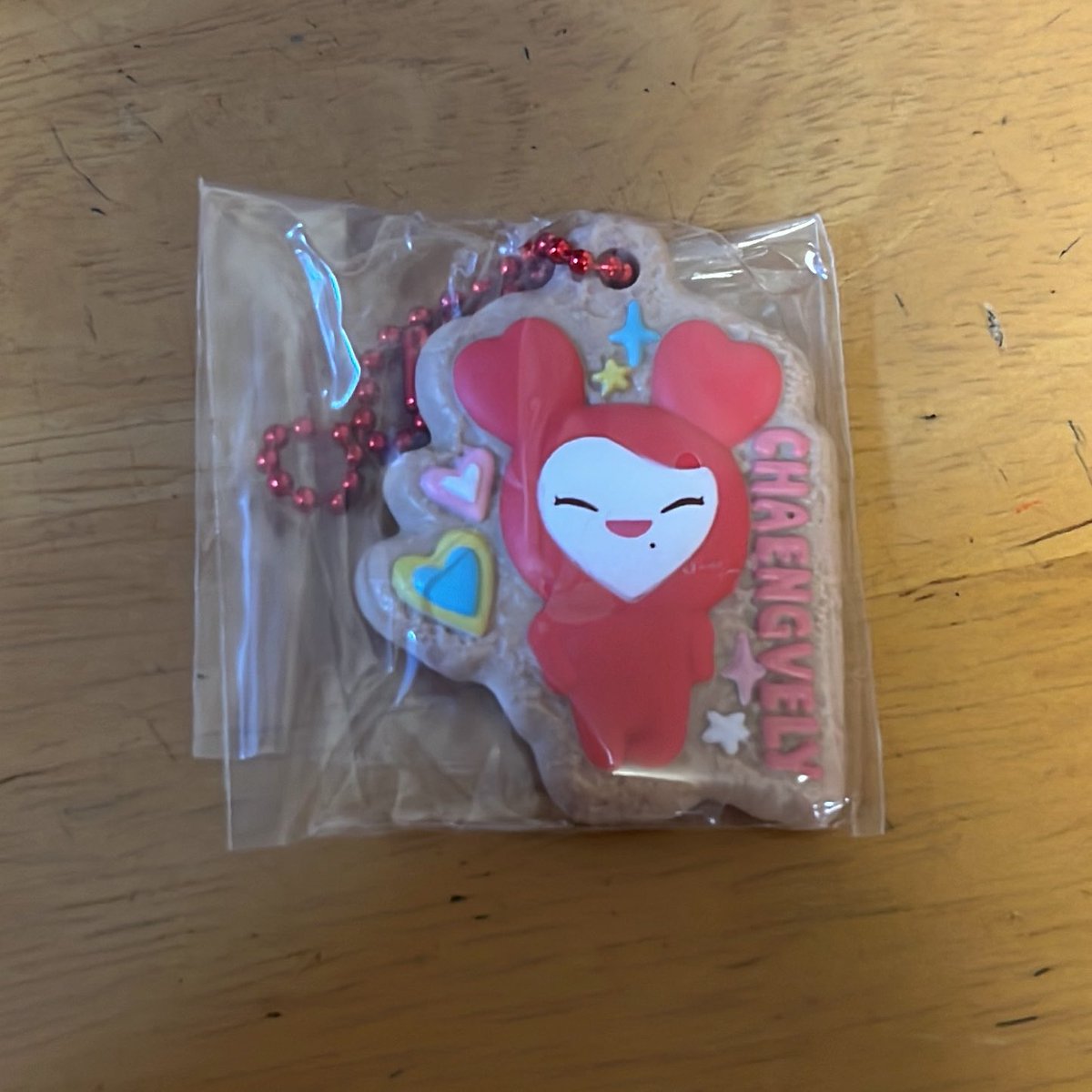 mkdk_0218's tweet photo. TWICE LOVELYS ビスケット&amp;チャーム クッキーチャーム キーホルダー 交換

譲　チェヨン

求　ジヒョ

郵送交換希望です！
お気軽にお声掛けください🎶 https://t.co/0kQD63cSvV