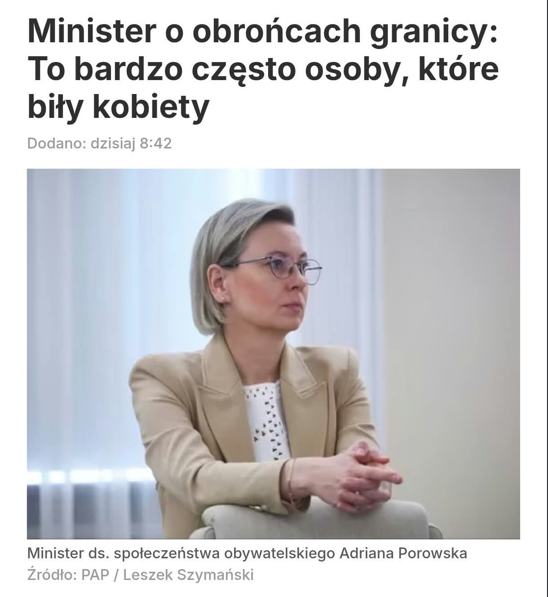 Jak chcesz zabłysnąć to posyp się brokatem. 🤡