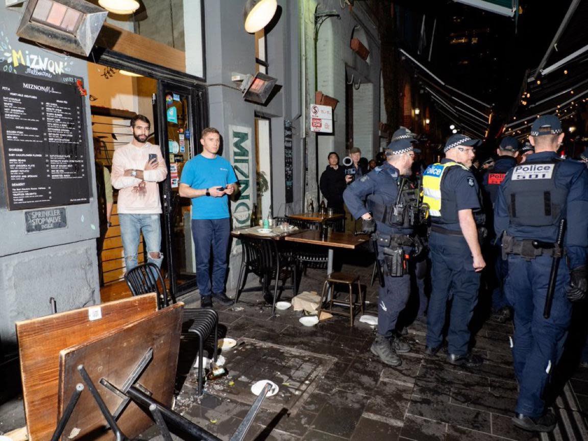 A synagogue in Melbourne, Australia, was set on fire last night while around 20 Jews were gathered for Shabbat services. A man tried to burn Jews alive while they were praying. Thankfully, firefighters arrived in time and no one was harmed.

Shortly after, a group of around 20