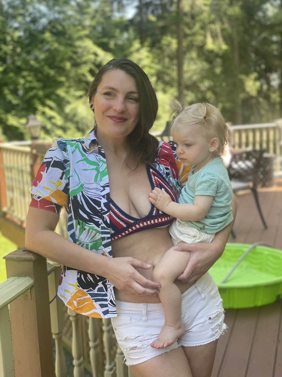 My 4th-of-July baby. . .with her baby! Happiest of birthdays to my girl. Watching this fantastic mother makes my 🩷 sing!