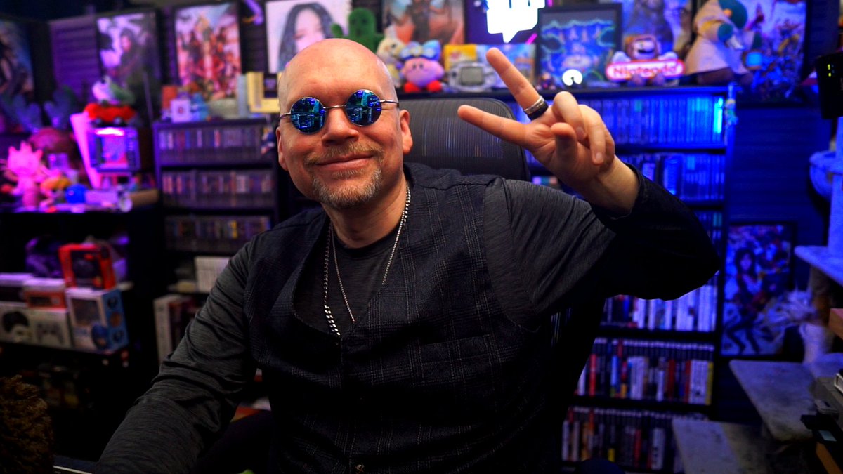 I'm back in the stream setup!

Lets finish up Quest 64, return to Phantasy Star 4, and talk about the TooManyGames convention!

twitch.tv/finamenon