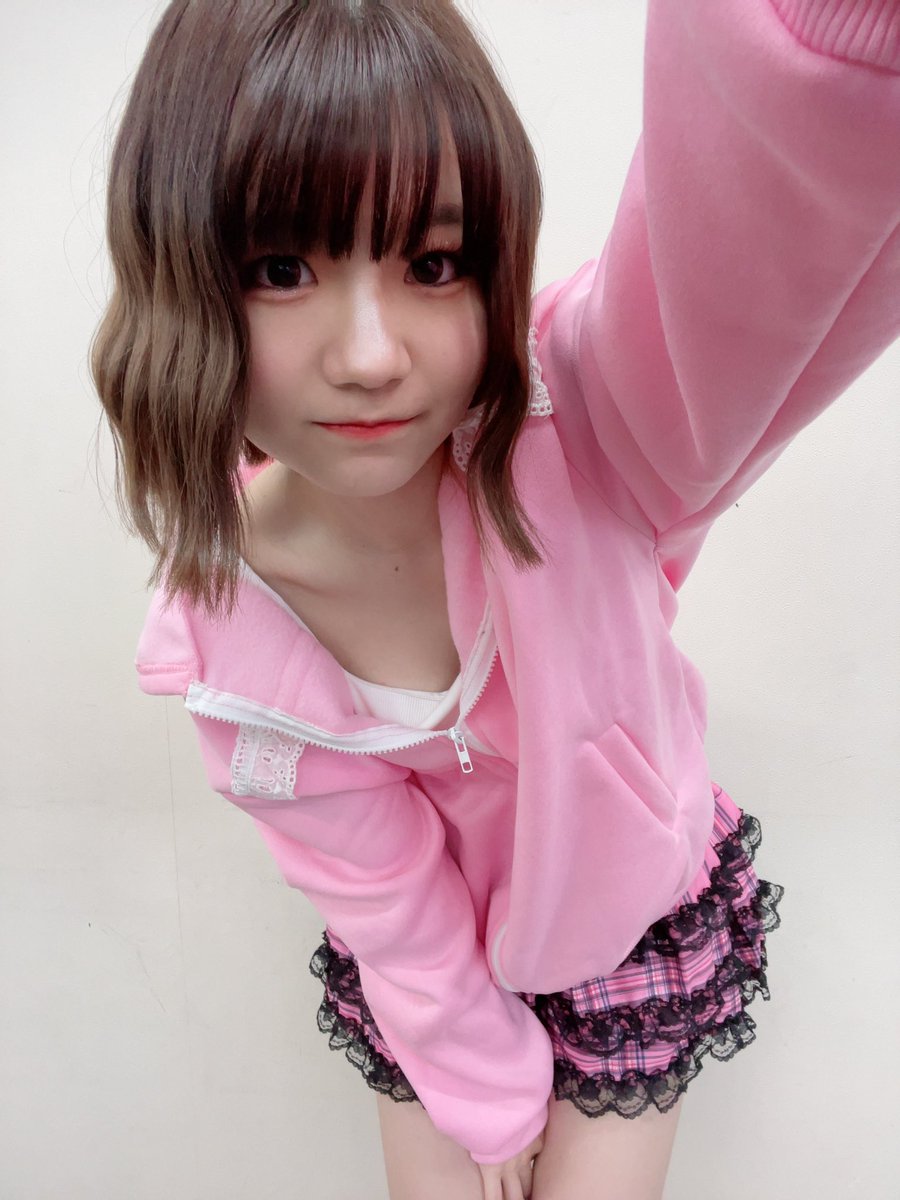 #rikaちゃんコレクション 
 #SNS審査 
⚠️皆様リポストといいねお願いします🙇‍♂️

✨平成女子ファッシャンコーデ
と言えば！ #ハッピーギャルマインド の時の、えなるんじゃない！？

と思ったので衣装合わせの時の初出し写真です📸

平成女子(ギャルver.)のミニスカのレースの感じ可愛いよね🫶