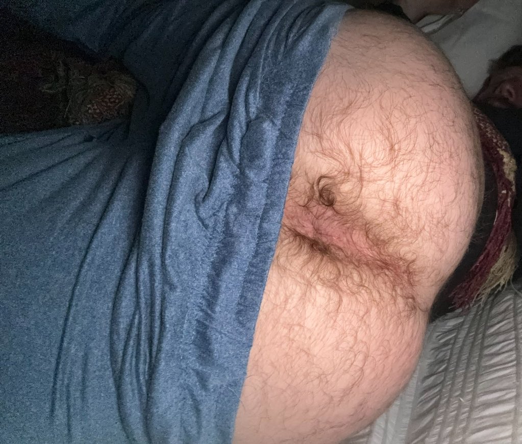 RT if you like sniffing butthole