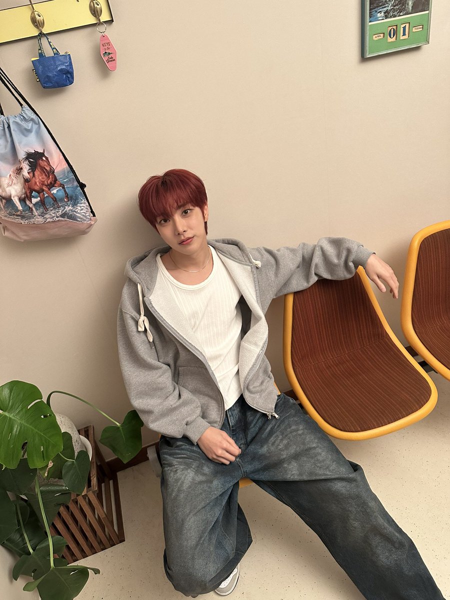 futore_official's tweet photo. 해시태그 다 본다아👀

#럭희도키_7월에_희도등장 https://t.co/XwsbbKoBO1