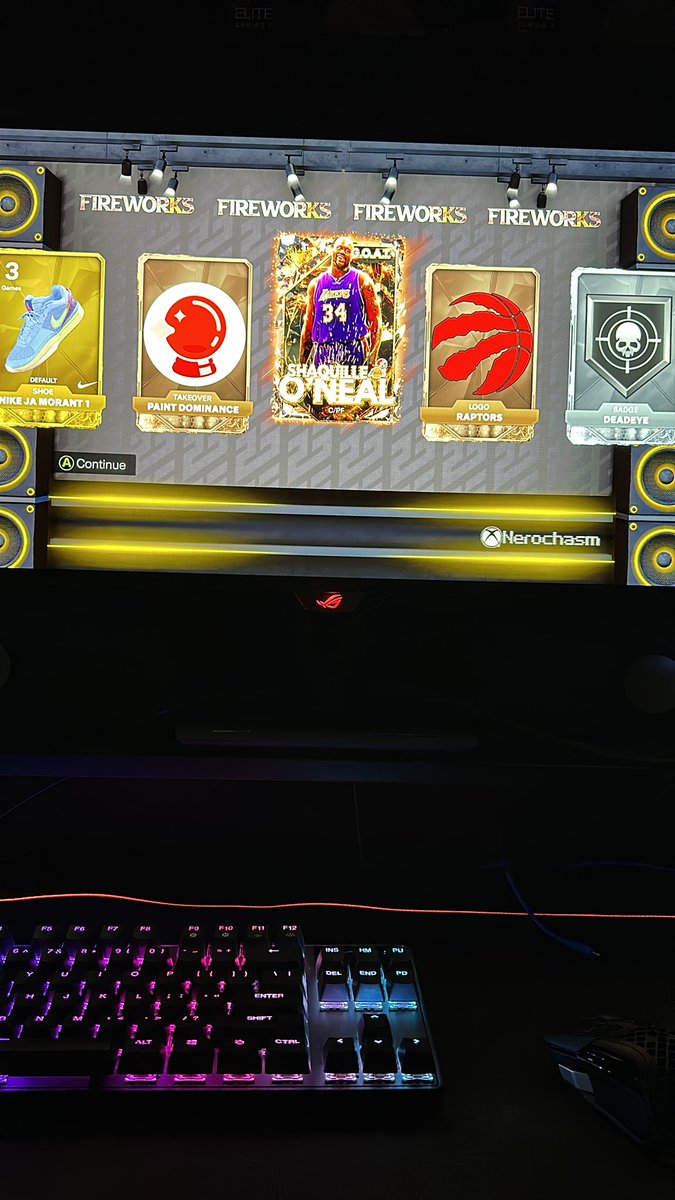 Vaperand's tweet photo. @NBA2KMyTEAM There is no way I just got this lucky… finally 2k blesses me https://t.co/WXojIHj0nm