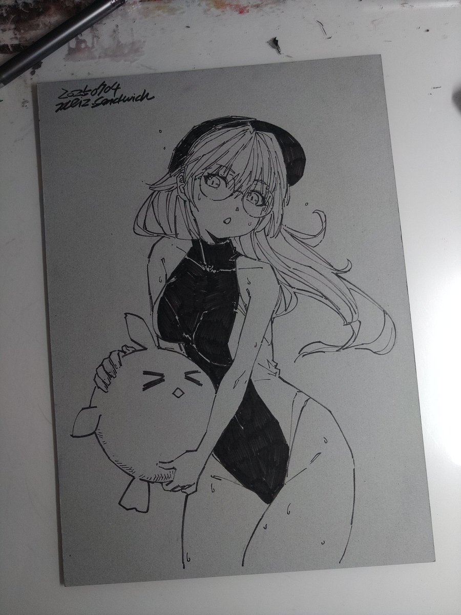 メガネっこの水着。昨日病院の待ち時間に描いたラフにペン入れ。 