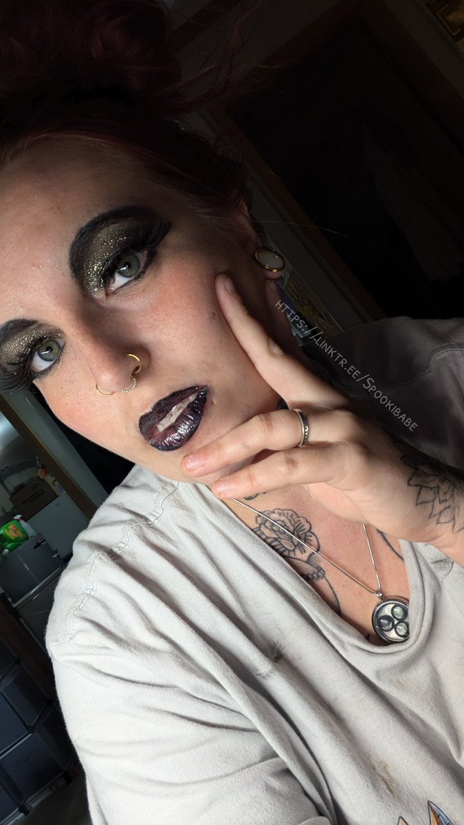 Spookibabe_xo's tweet photo. Biggg Dom energy #July4th #July4 #july4th2025 #creator #paidcontent #fridayoff #gothgirl https://t.co/zrZPlnCx8b