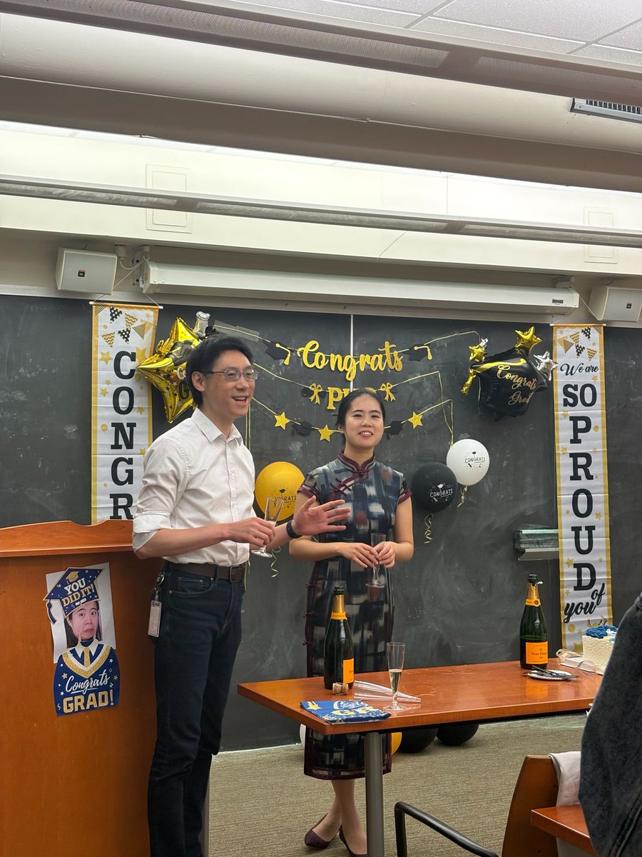 RongFan8's tweet image. Shuozhen gave a terrific PhD defense! 🎓 year today!  From early curiosity to field-shaping insights, she’s poured heart and brilliance into science. Our lab’s sunshine ☀️— always inspiring and uniting us. So proud of you, and your can’t wait to see you shine even brighter! 👏👏