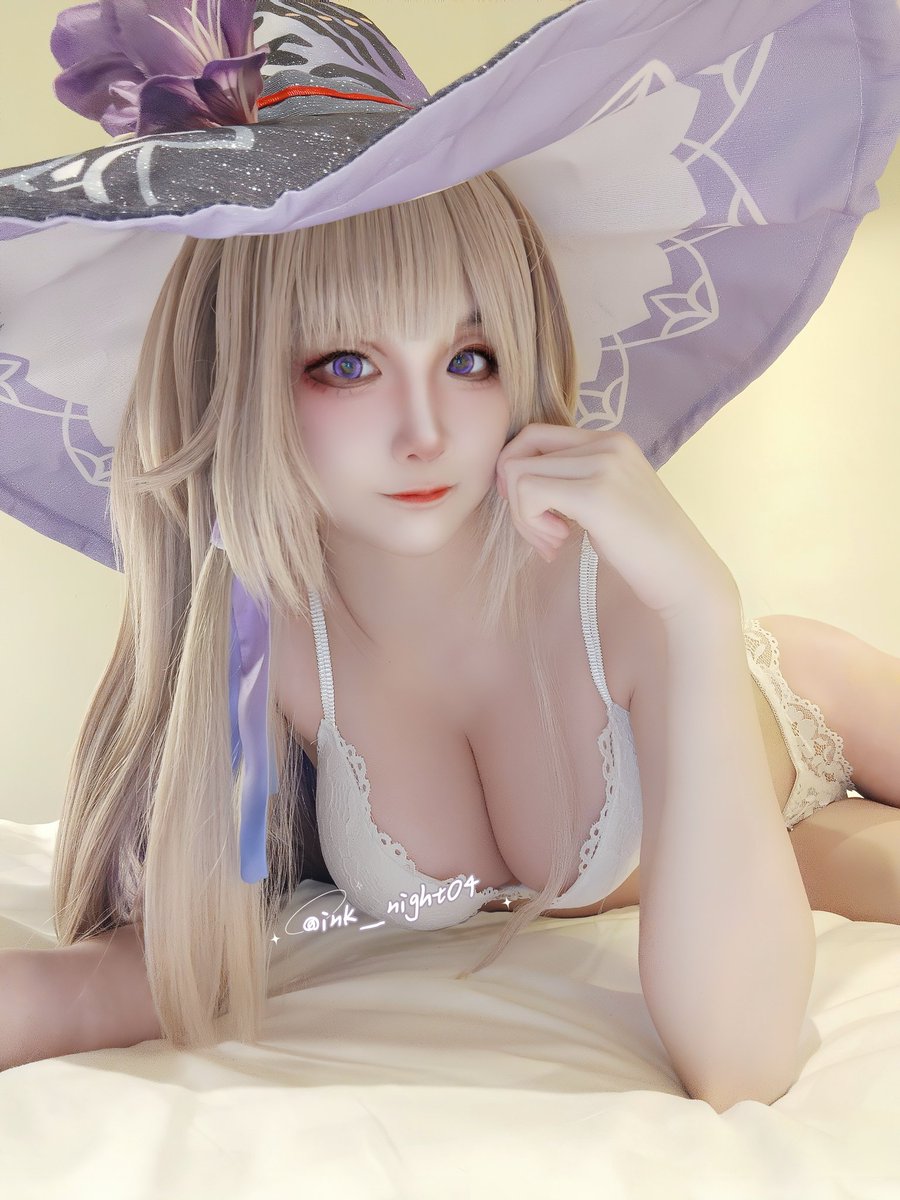 舉世無雙聰明絕頂的大黑塔女士~~❤️

#大黑塔
#內衣
#cosplay