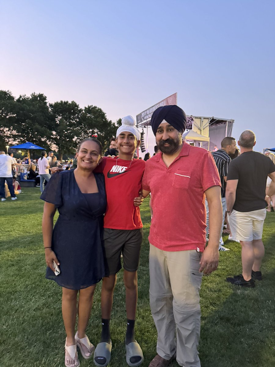 Congrats to <a href="/Pat_Light/">Pat Light</a> &amp; the Light Group for an amazing July 4th event at Pier A in Hoboken! 🎉 Local vendors, great vibes, and showcasing all that makes Hoboken special. Thanks for bringing our community together! 🧨 #HobokenProud #July4th