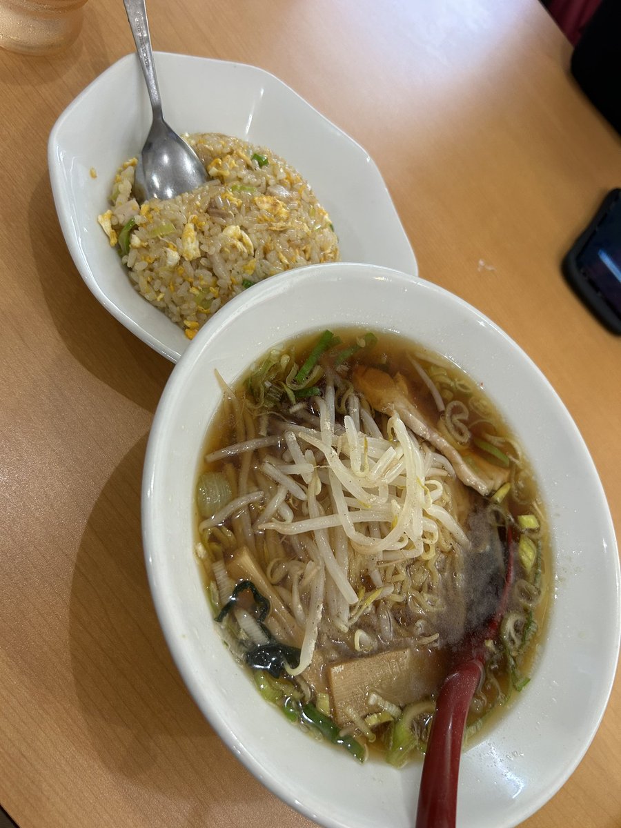 今日のらんてぃ

今日でこの店はおさらばか？？？
明日もか？？？