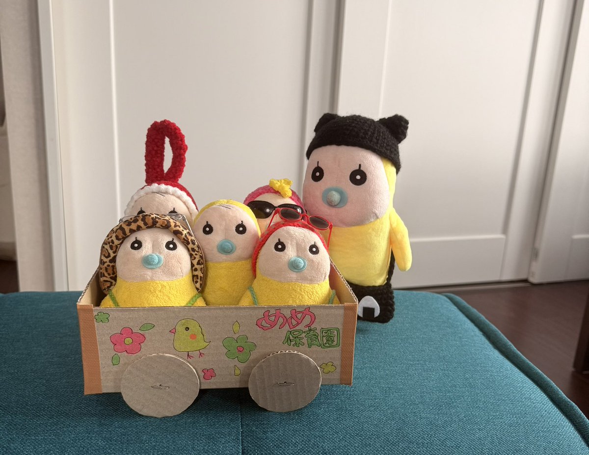 juisudon0826's tweet image. めめたんの居場所🏠

「めめ保育園」のお散歩カートに乗ってご機嫌なめめたん達です👶📛

 #めめたん
 #めめたんの居場所
 #お散歩カート