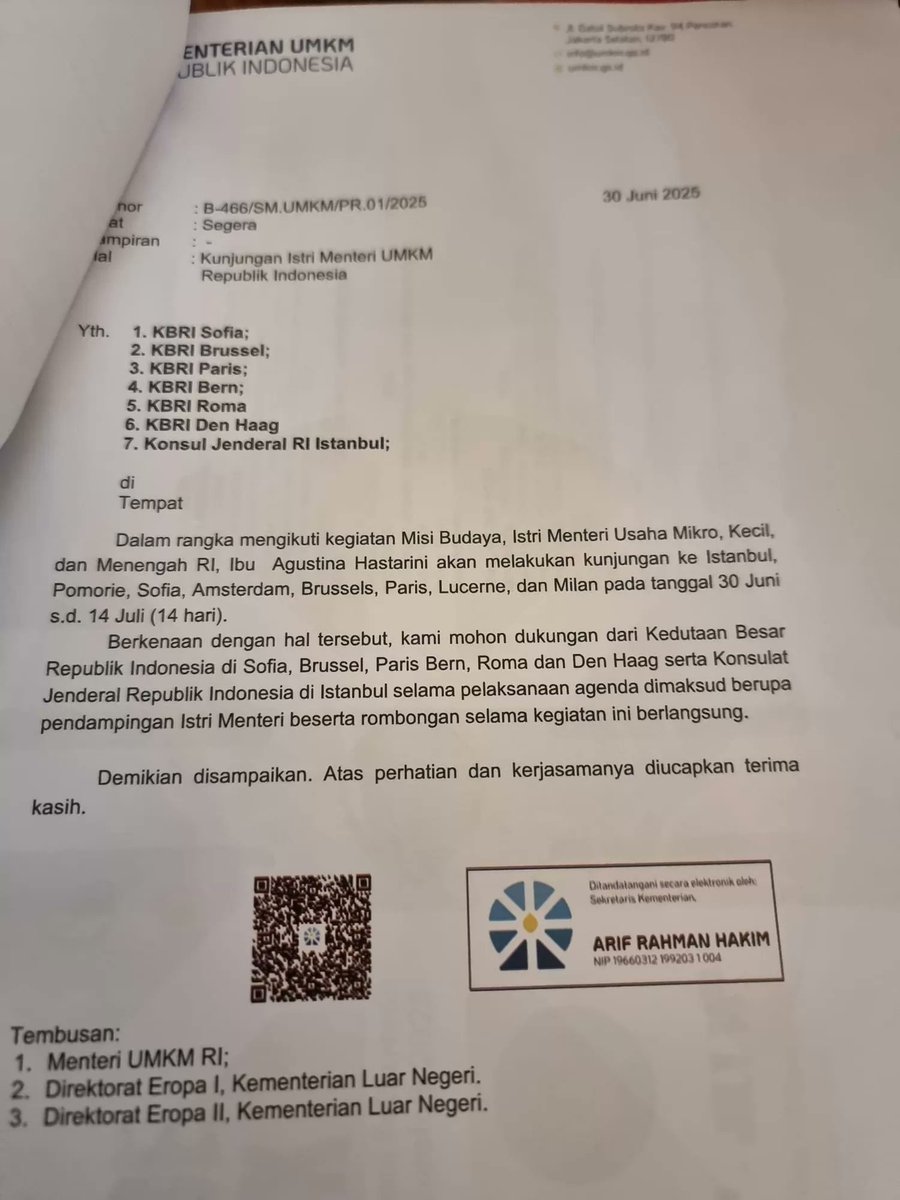 Jadinya ini tugas negara atau hanya halan2 tho? 

Sampek bikin sibuk 6 Kedubes dan 1 KJRI??