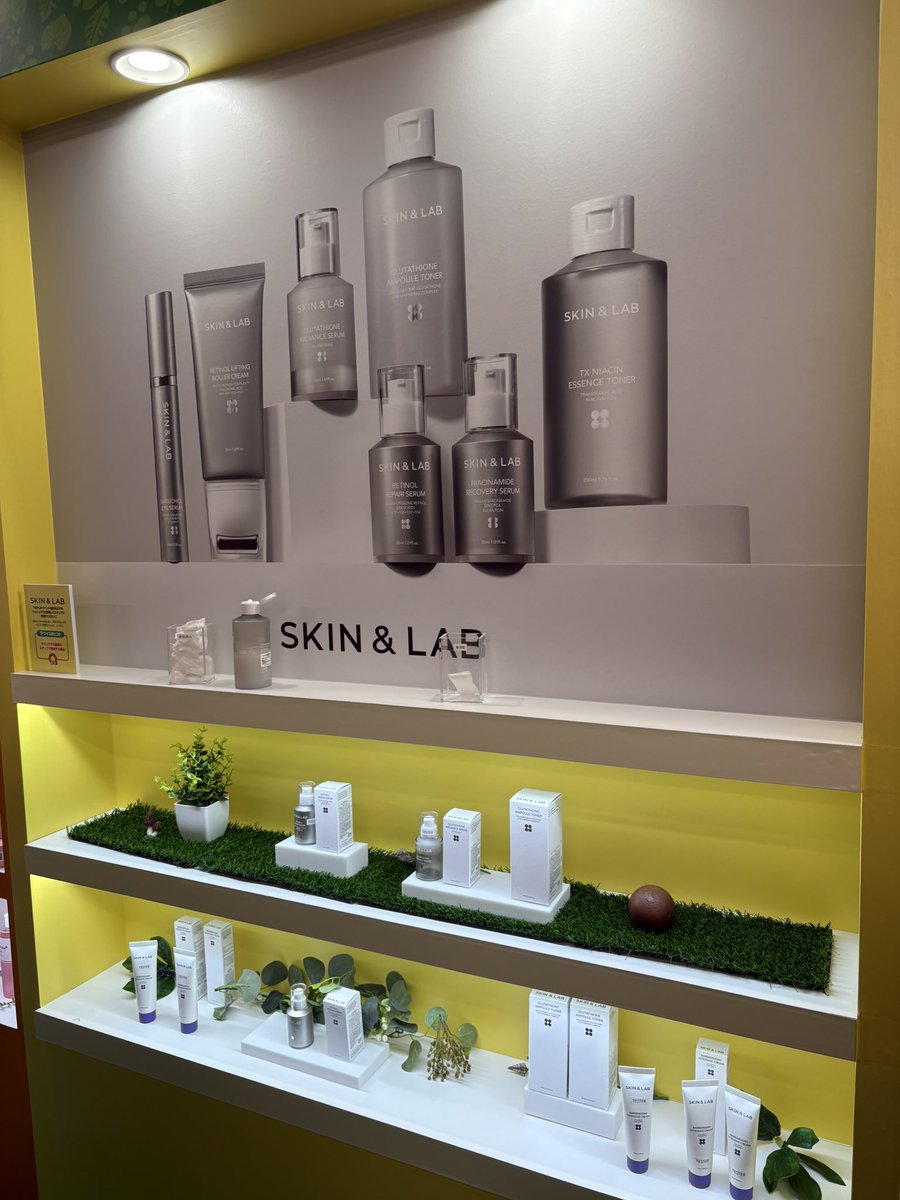rika1259's tweet photo. #Qoo10LiveStadio 
#skinlab
#コスメ探検ミッション 
#メガポ https://t.co/Y7ffdHsLTf