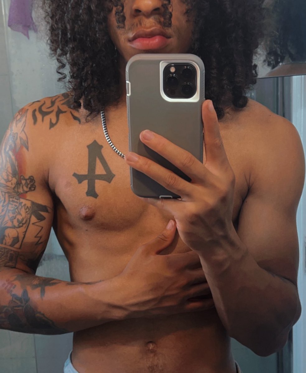 prolly my fav tattoo.