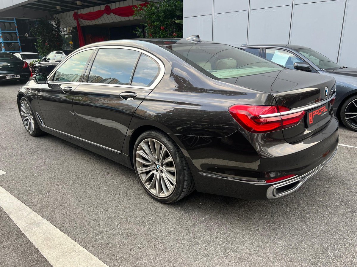 #Car4Spares 

BMW G12 740Li B58 2015' Car arrived at #PropelAutoParts #Singapore 

Ping us &amp; reserve your needed parts now✍️👇😎

#S8685 #BMW #G12 #740Li #UsedCarMarket #Seconhandcarparts #PreOwnedCarSale #PropelAuto #SingaporeScrapYard #GenuineSpares #7SeriesCar #BMWSpares #Ping