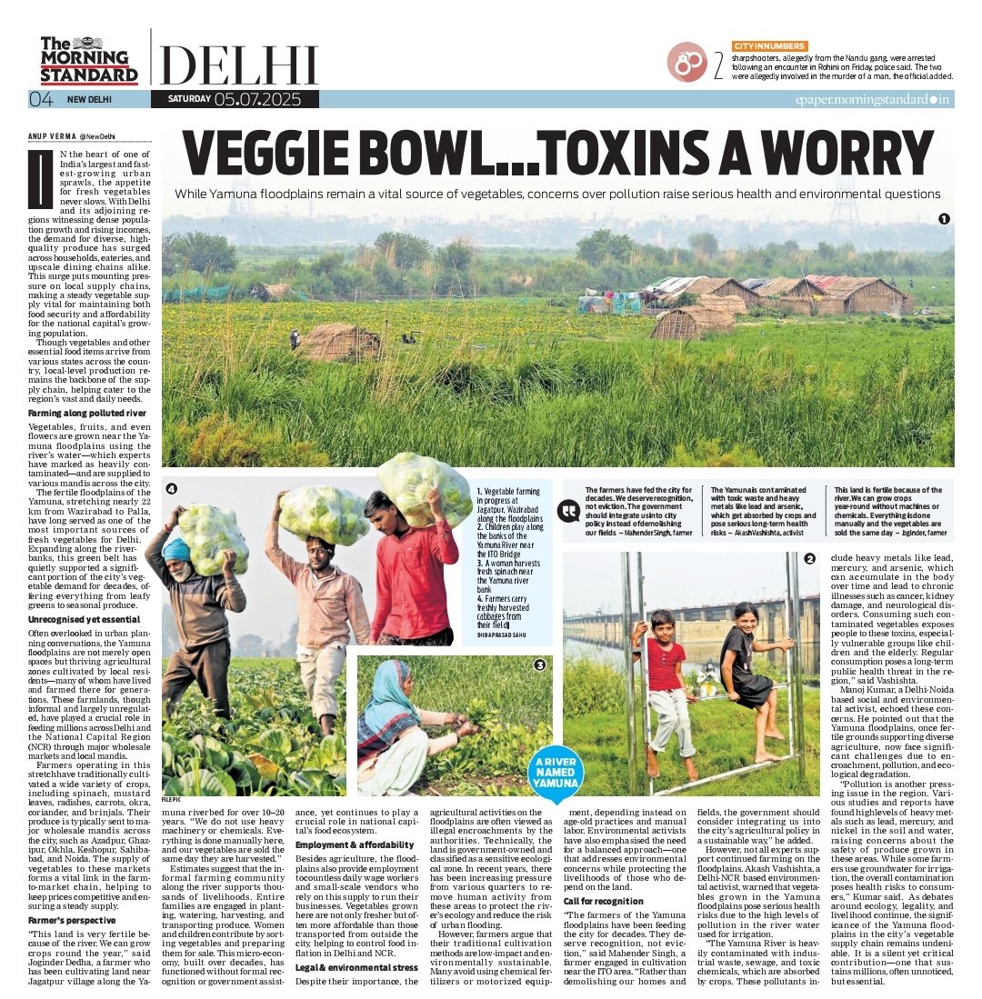 TheMorningStandard (@themornstandard) on Twitter photo Part 7 of #YamunaSeries
Vegetables, fruits, and even
flowers are grown near the Yamuna floodplains using the river’s water—which experts have marked as heavily contaminated—and are supplied to various mandis across the city. Story by <a href="/JournoAnup/">Anup Verma</a> Part 7 of #YamunaSeries
Vegetables, fruits, and even
flowers are grown near the Yamuna floodplains using the river’s water—which experts have marked as heavily contaminated—and are supplied to various mandis across the city. Story by <a href="/JournoAnup/">Anup Verma</a>