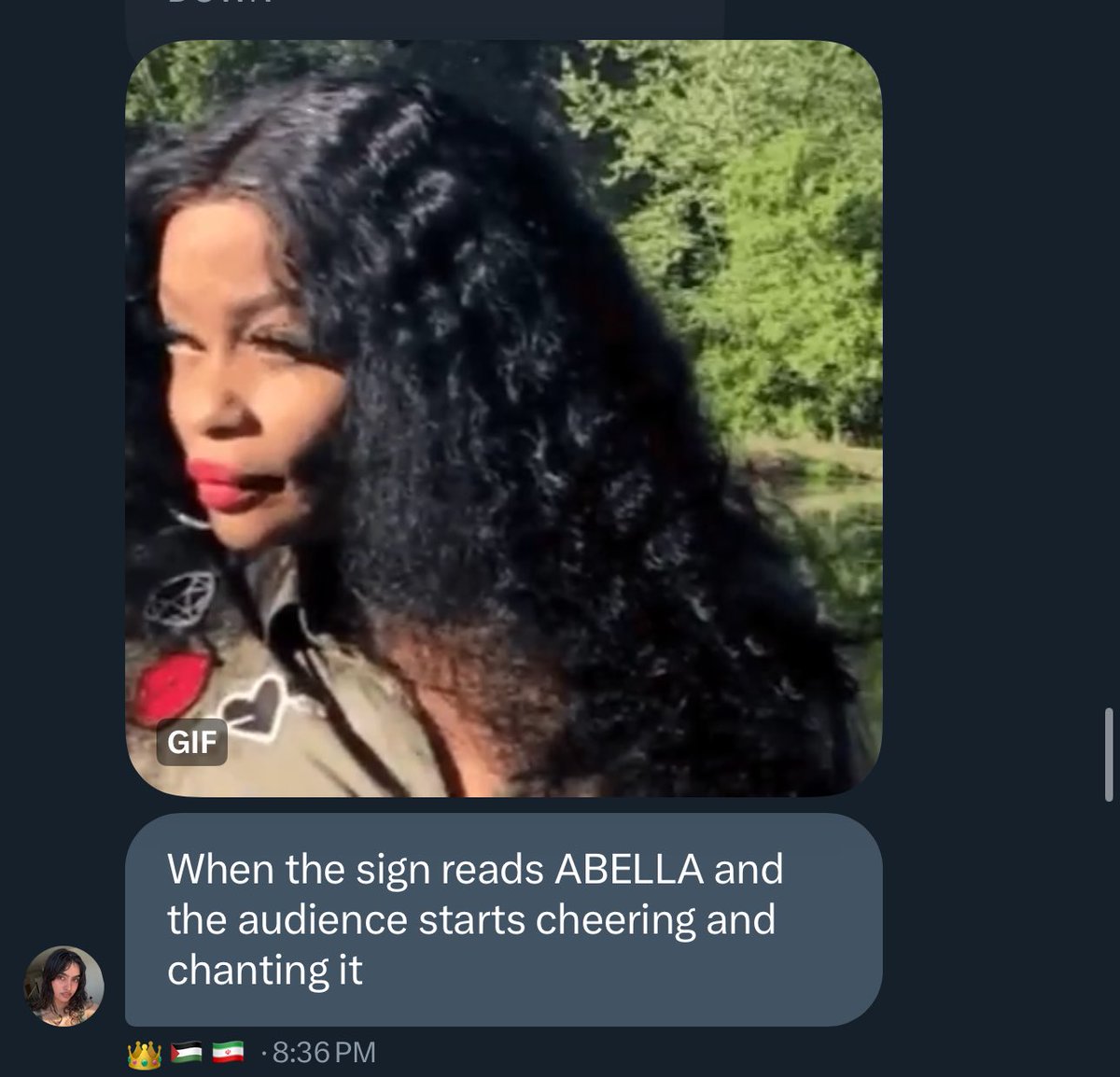 McCrispyXO's tweet photo. I’ll start off small with her raging hate against #SIMIKHADRA that suddenly decided to disappear after the presence of the #simihaze twins were in her company  at the recent Sofi show abel had👇  (p.s she’s an Abella stan at her grown age) https://t.co/rWZXROk08g