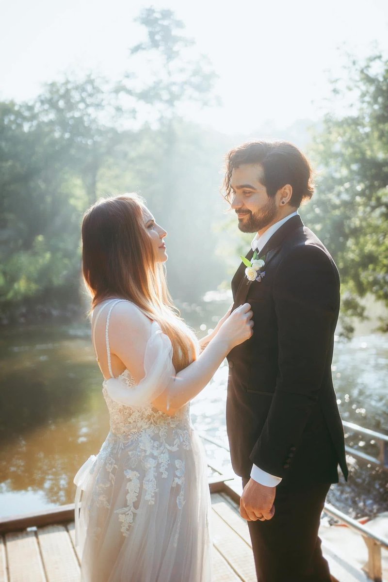 SaraSecoraVO's tweet image. Our 2nd wedding anniversary ❤️ it feels like I just blinked and these 2 years flew by. Life is so easy, soft, and comfortable with him close.