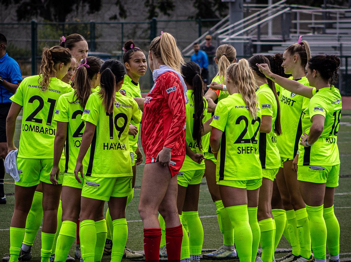 Your Santa Clarita Blue Heat wrap up the 2025 USL W-League season with a record of 8-2-1, finishing as SoCal Division Champions 🏆 

Massive thank you to our sponsors and an even bigger shoutout to our amazing fans who showed love all season long 💙🙌

#ThankYouFans