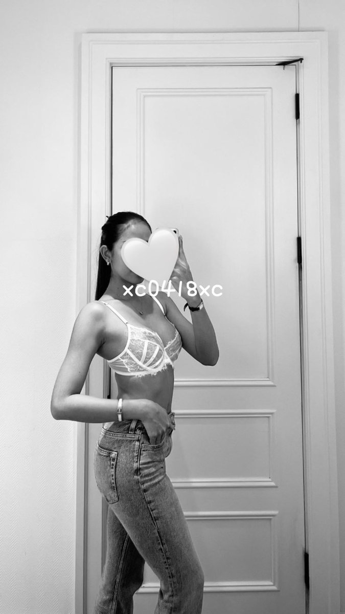 新內衣太喜歡了🥰
本來只是想試穿…
結果好像越看越不想脫下來了😳
你們喜歡這種蕾絲的嗎
還是只想看我脫掉的樣子… https://t.co/8AdvkTfeLo