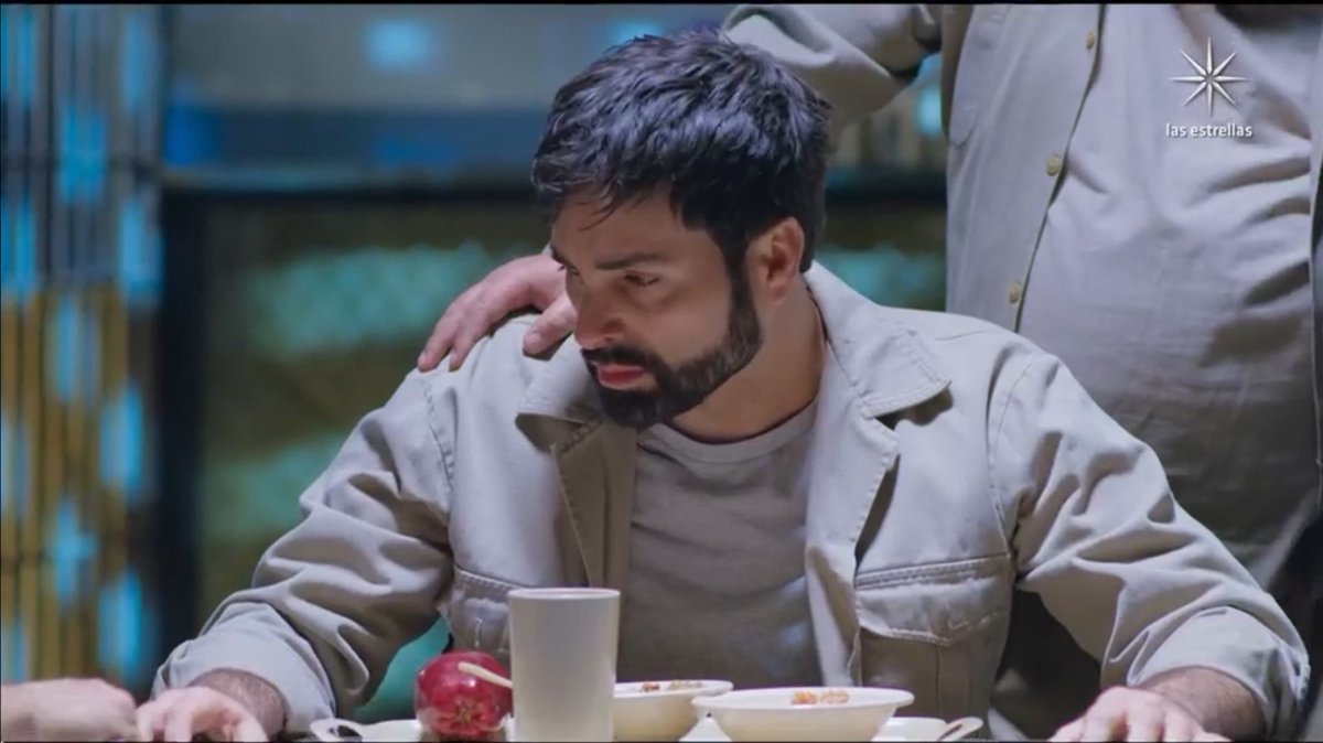 gabyplatas's tweet image. ¡¿Qué dice el “Team Rejas”?!
#JuegosDeAmorYPoder