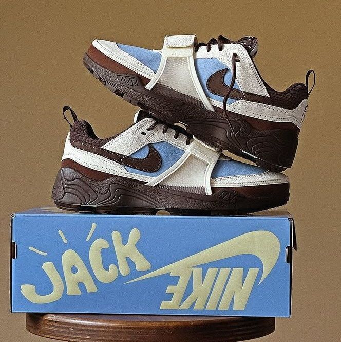 KicksFinder's tweet photo. Ad: QUICK STEAL via Sneaker Politics
Travis Scott x Nike Zoom Field Jaxx "Leche Blue" 
Use code JULY4 for $136 ($170 Retail)

>> https://t.co/Isxvz7hE10 https://t.co/e4o9PtTB6X