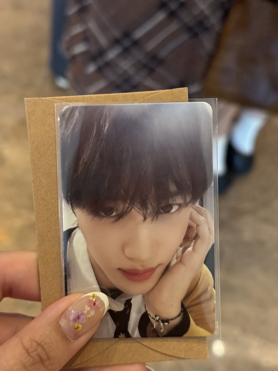 Kai’s photocard for today’s fansign event 

#Kai