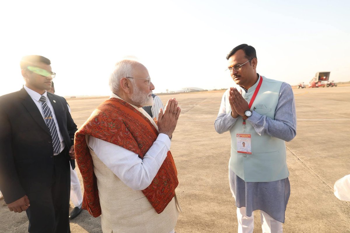 SureshPush2553's tweet photo. भारतीय जनता पार्टी सोशल मीडिया के प्रदेश सहसंयोजक एवं भोपाल संभाग प्रभारी श्री @iPawandubey जी को जन्मदिन की हार्दिक बधाई शुभकामनाएं. 🎂💐

बाबा श्री महाकाल जी का आशीर्वाद आप पर सदैव यूंही बना रहे 🙏🏻✨ https://t.co/MC8v6b4l9U