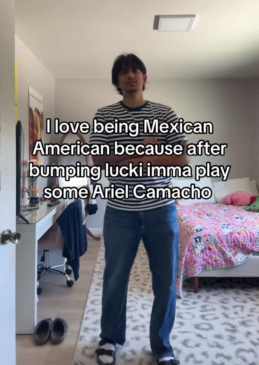 de la luna (@vy1in) on Twitter photo 