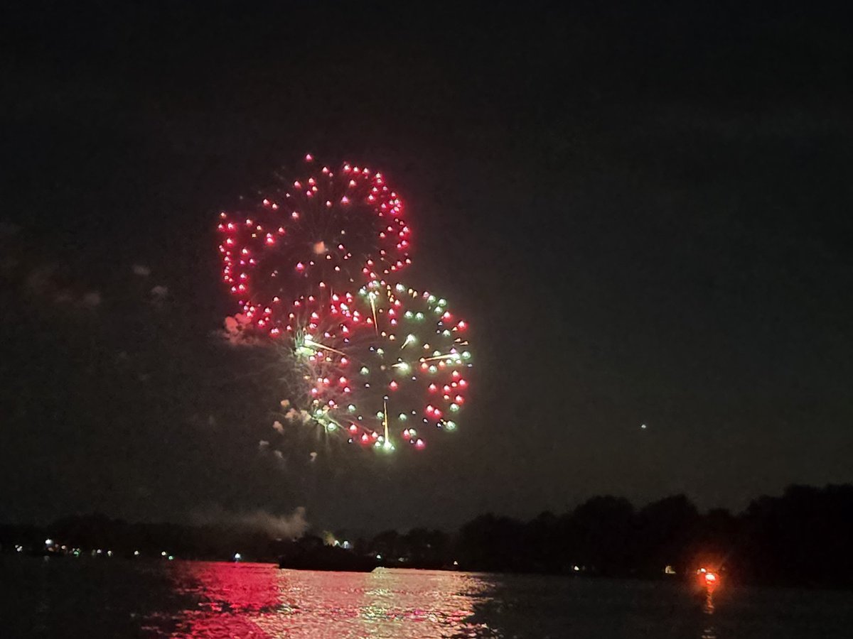 Goodnight from the Funny Farm.  Sweet dreams.