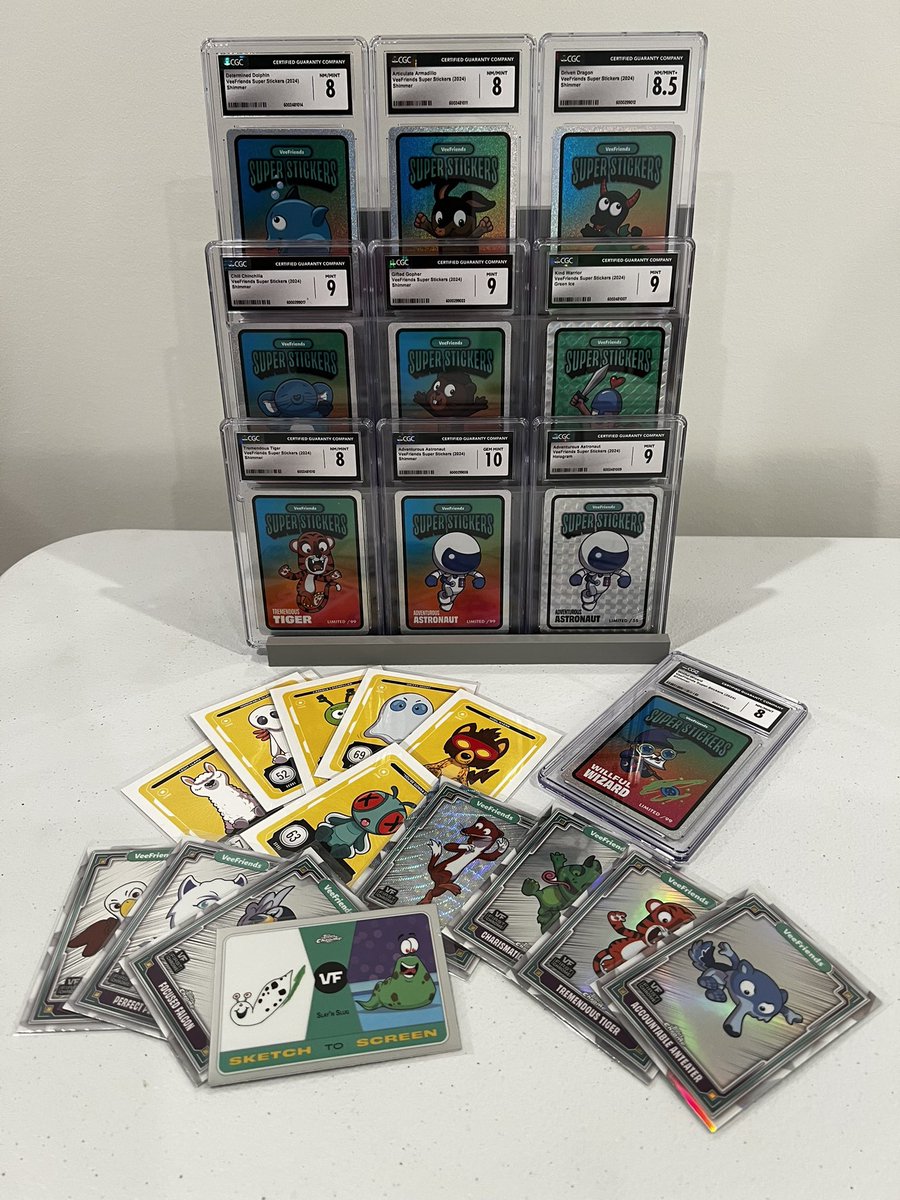 When you go hard on the Courage show you get a whole box of goodies 😃.. these astronauts are going to stay with me for quite some time. Thank  <a href="/JCourageFIT/">Josh Courage</a> for the great show and the bonus “You’re gonna die fly” TCG! 
<a href="/veefriends/">VeeFriends</a> <a href="/VeeFriendsCards/">VeeFriends Cards</a>