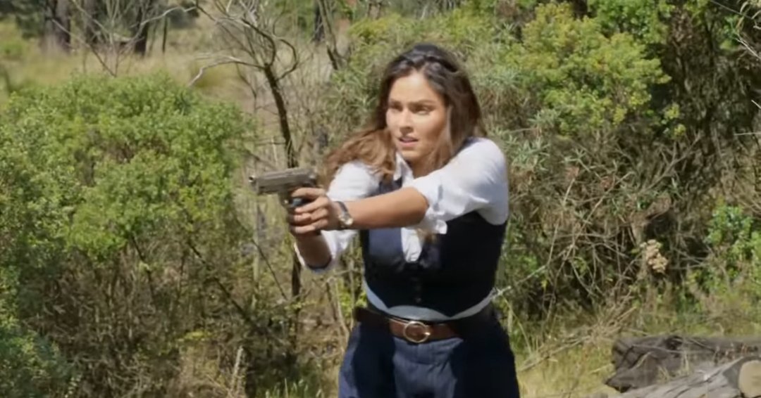 MundoClauMartin's tweet image. Después de estas escenas me urge ver a Claudia de villana  #JuegosDeAmorYPoder
😈