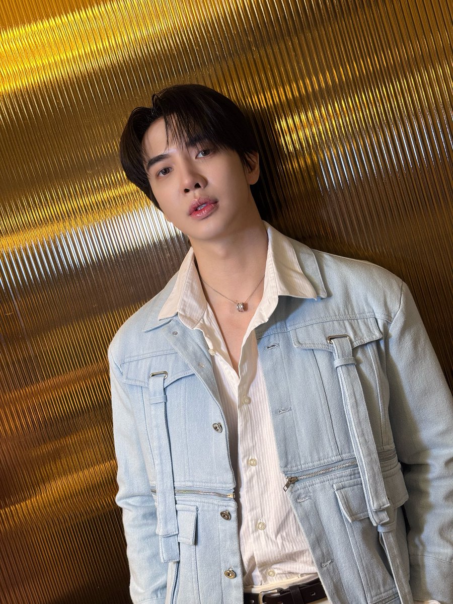 MchoiceTH's tweet image. ‘แม็กกี้บาส’ พร้อมแล้วที่จะไปเจอกับทุกคนในงาน #ADreamVoyageMaxkyBas

เจอกันนะค้าบบบบบ ⭐️👀

 MXBS FANSIGN IN BKK
#ADreamVoyageMaxkyBas_BKK
#maxky_rp 
#MaxkyBas
#MchoiceArtist