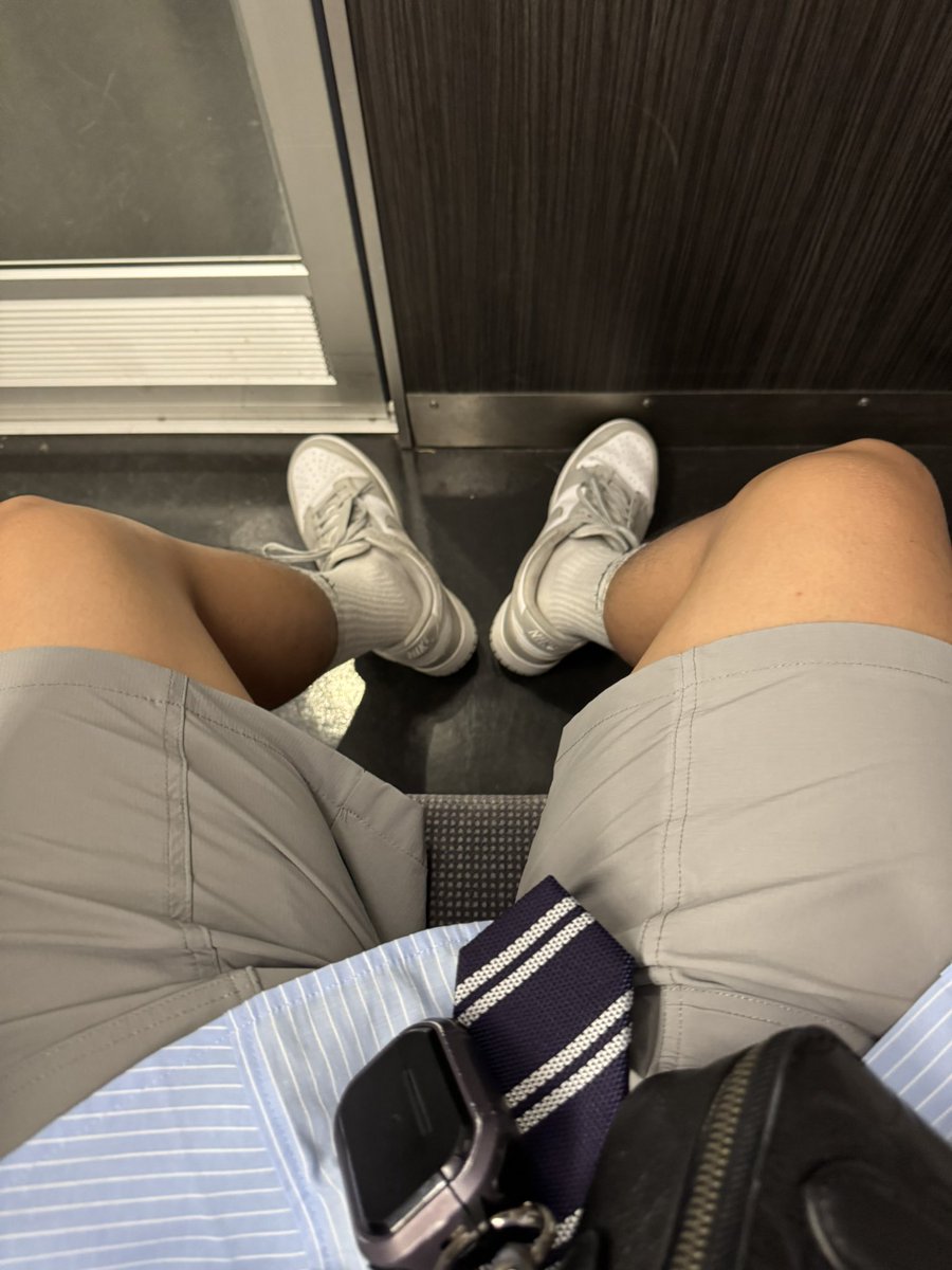 一路向北 
久違浮出水面看看
-
#nike #dunk #鞋襪控