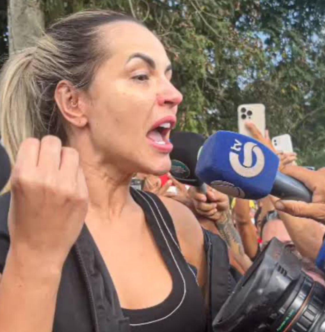 Soltaram a <a href="/matheusinbess/">Matheus Bessa </a> cadê a tua voz mãeee