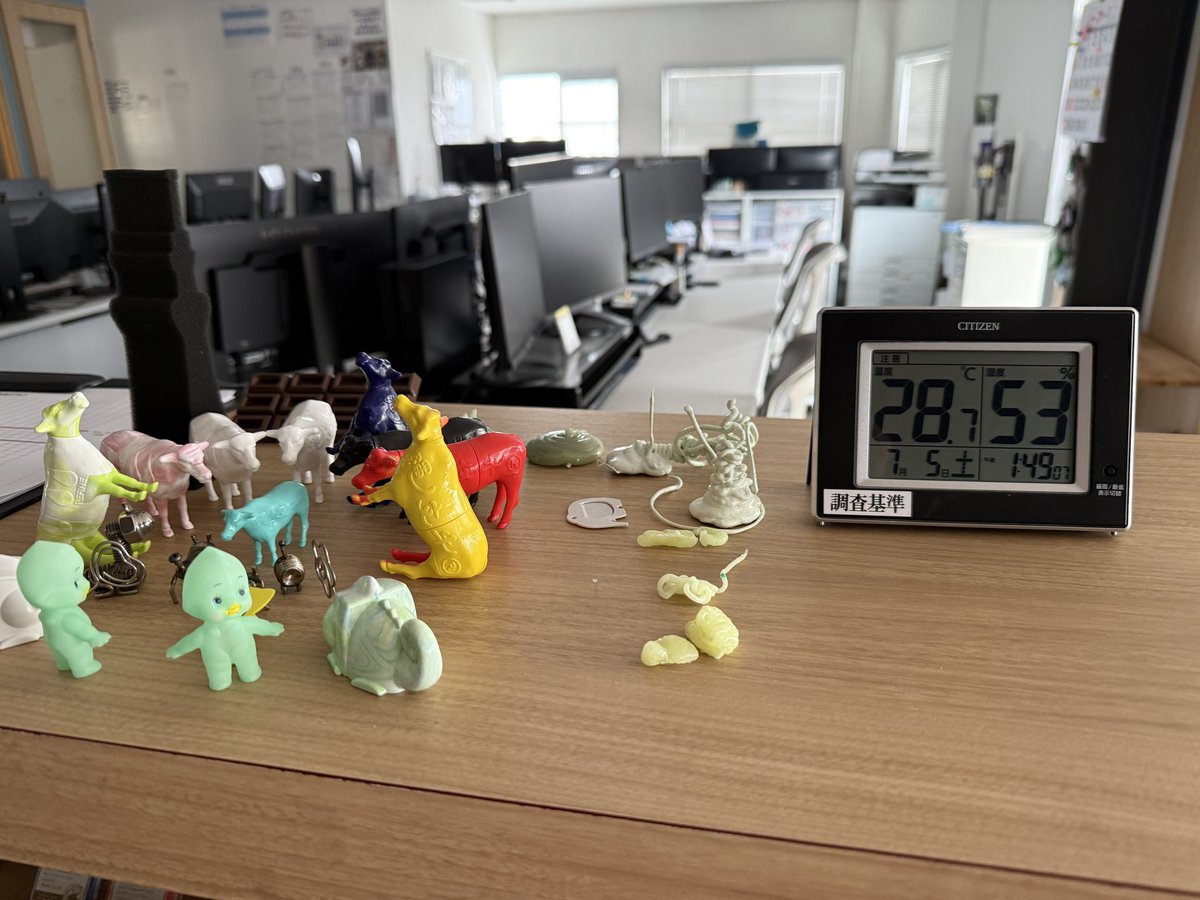 今日は会社にひとり
室温29℃くらいがちょうど良い
溜まった見積やりますかー！