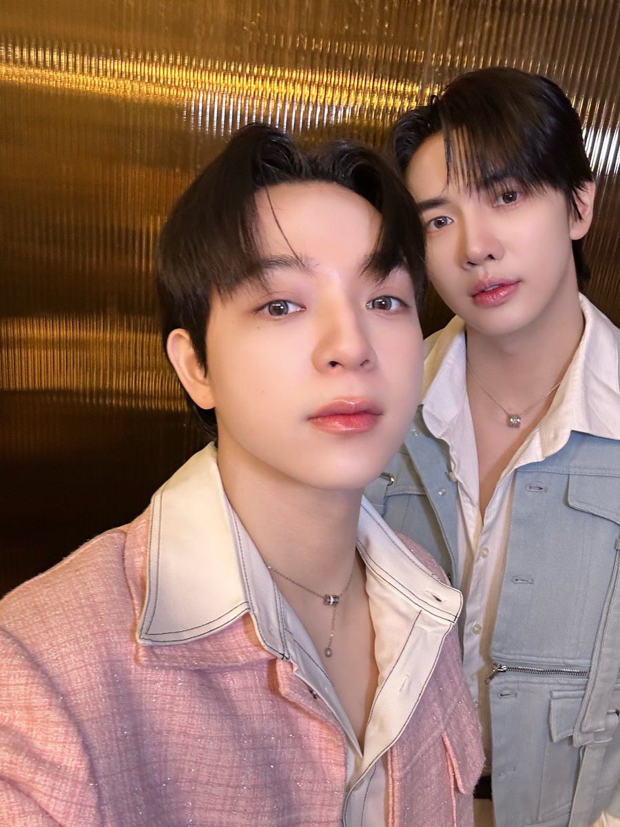 wabisabiTH's tweet image. นายฟ้า นายชมพู เตรียมพร้อมแล้วงับ
MXBS FANSIGN IN BKK
#ADreamVoyageMaxkyBas_BKK