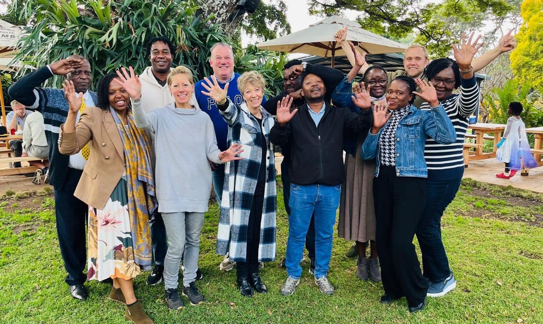 NLinZimbabwe's tweet image. Today we bid farewell to our incredible colleague and friend, Deputy Head of Mission Eva van Woersem.
Eva has been a driving force behind our work and at the heart of our team for the past 5 years.
Thank you Eva! Good bye for now, tot ziens, famba zvakanaka, and hamba kahle.…