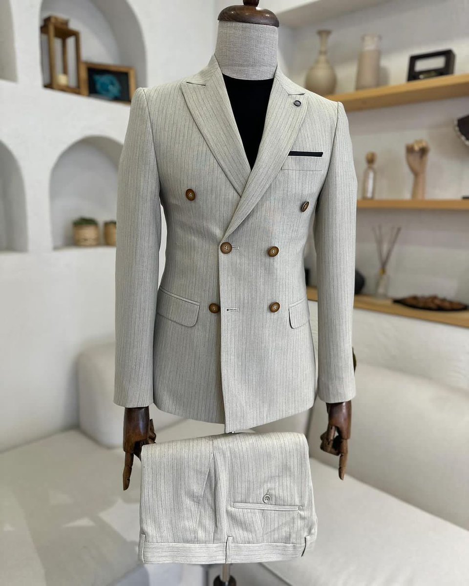 Dear graduand, I'm waiting for your order.