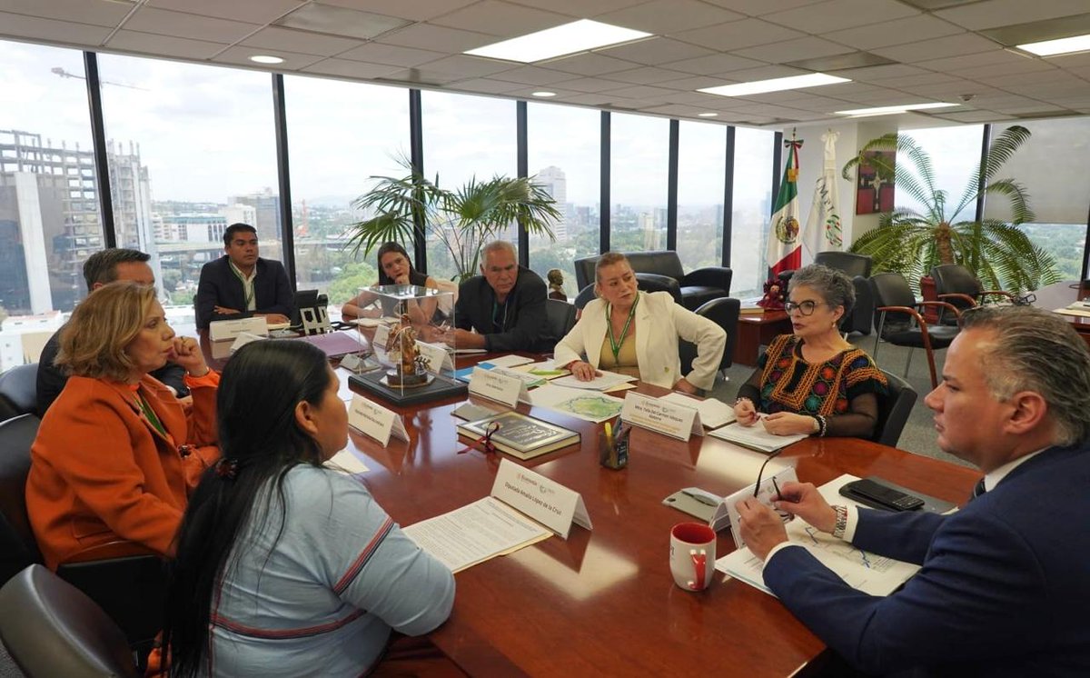 La propiedad intelectual es trascendental p/ el #Desarrollo #Económico y cultural de México, y el Instituto Mexicano de la Propiedad Industrial (IMPI) juega un papel importantísimo en su protección y fomento.
Felicidades por tu gran desempeño. Qué viva la Transformación.